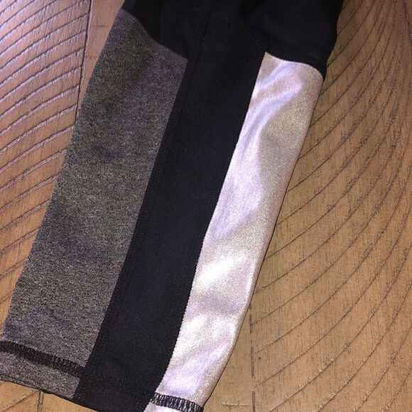 Betsy Johnson Performance Pants Color-block Neutrals Zip Compartment back waist. - Picture 16 of 17